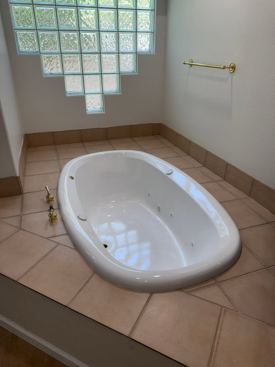 Bathtub after resurfacing